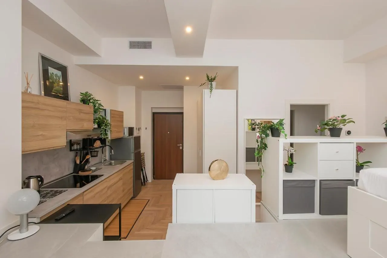 Ihost Apartment - Val Strona 6 Milan