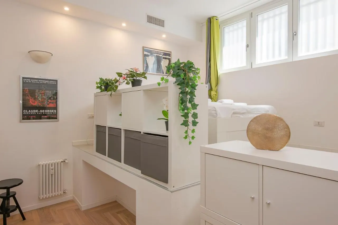 Ihost Apartment - Val Strona 6 Milan Italy